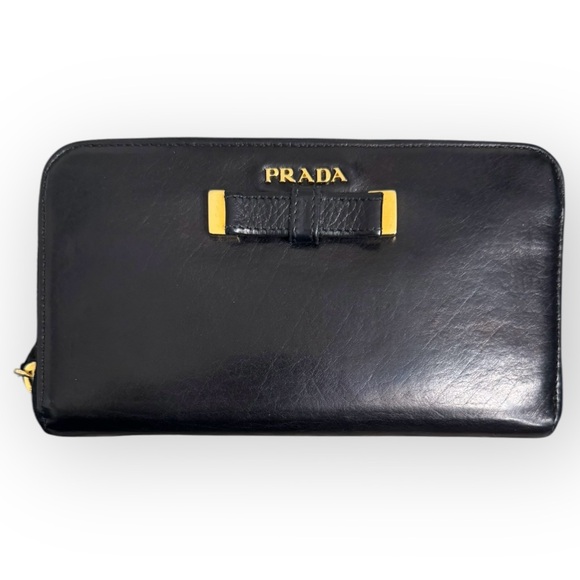 PRADA Bow Saffiano Leather Long Zip Wallet w/ Authenticity Card and Receipt - Picture 2 of 16